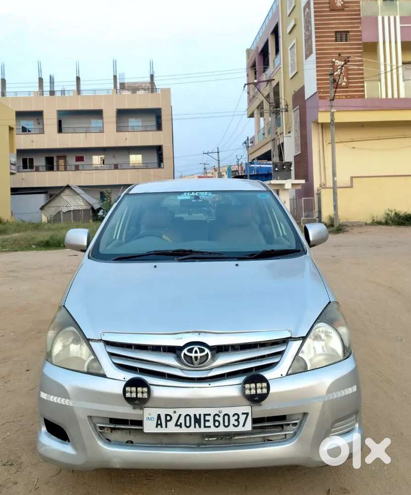 Toyota Innova 2.5 2008