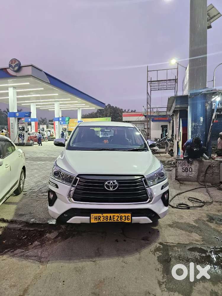 Toyota Innova Crysta 2023 Petrol 68000 Km Driven