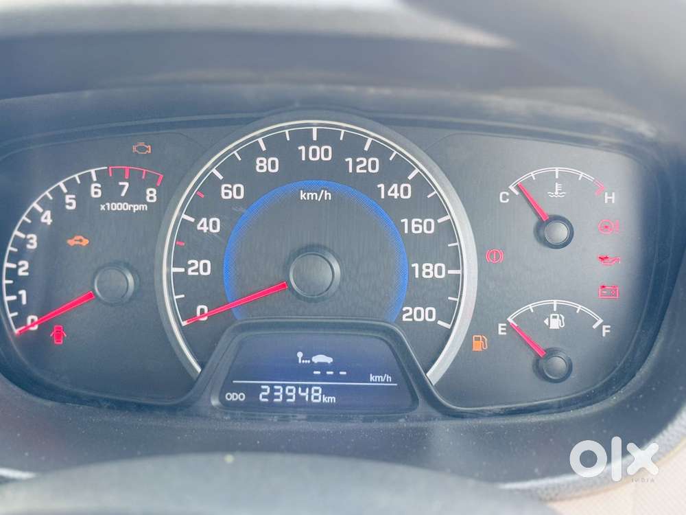Hyundai Grand I10 Sportz 1.2 Kappa Vtvt, 2015, Petrol