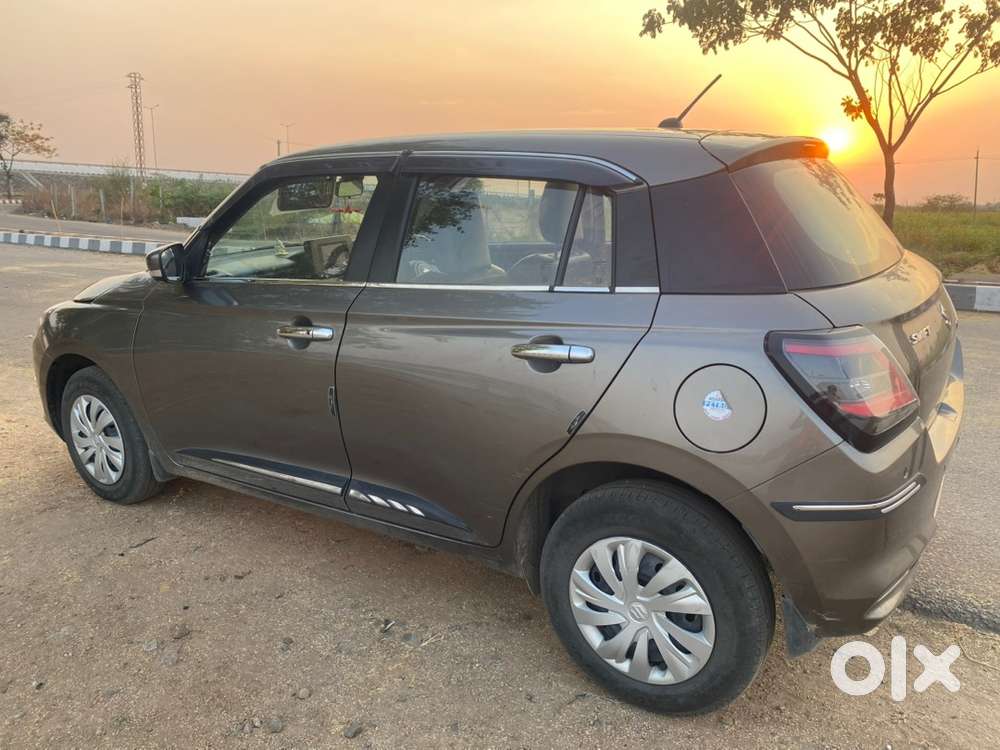 Maruti Suzuki Swift 2025 Petrol