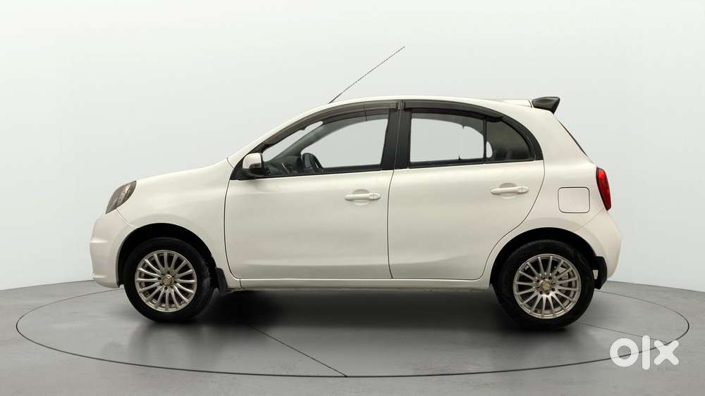Nissan Micra Active Xv, 2019, Petrol