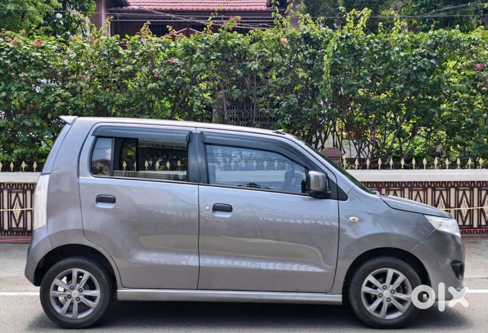 Maruti Suzuki Wagon R Vxi Amt Opt 1.2, 2017, Petrol