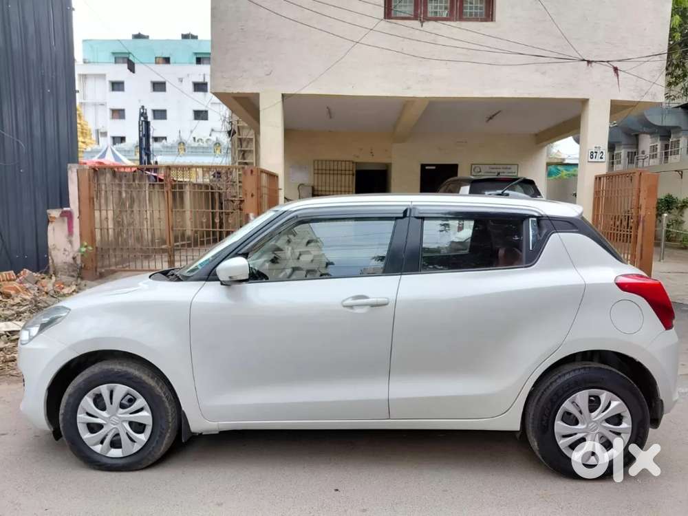 Maruti Suzuki Swift Vxi, 2022, Petrol