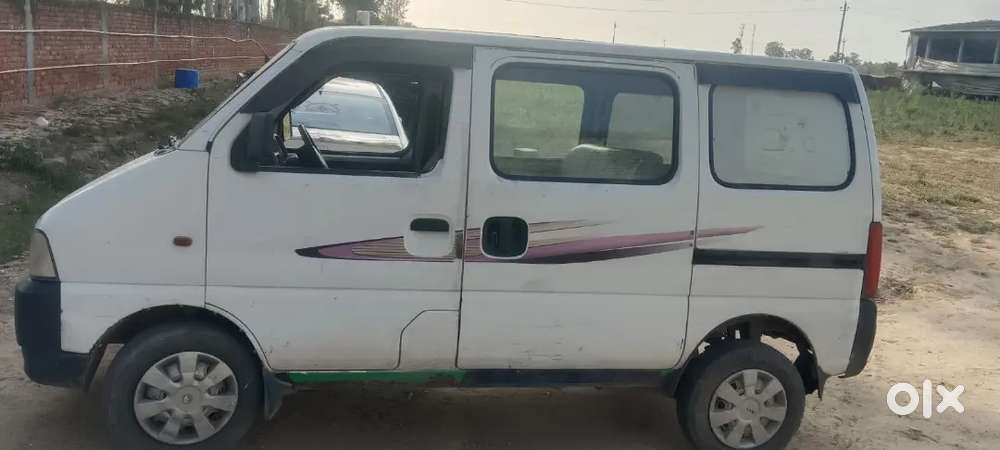 Maruti Suzuki Eeco 2015 Cng & Hybrids 200000 Km Driven