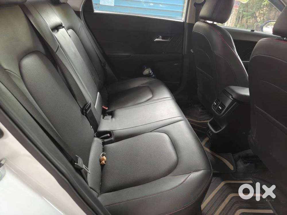 Hyundai Verna Sx (o) 1.5 Turbo Petrol Dct, 2023, Petrol