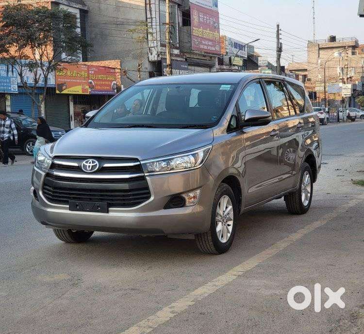 Toyota Innova Crysta 2.8 Gx At, 2018, Diesel