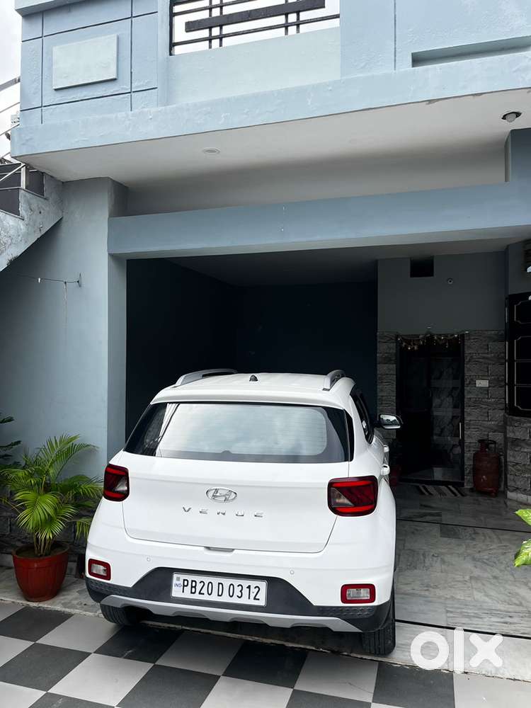 Hyundai Venue Petrol 2020
