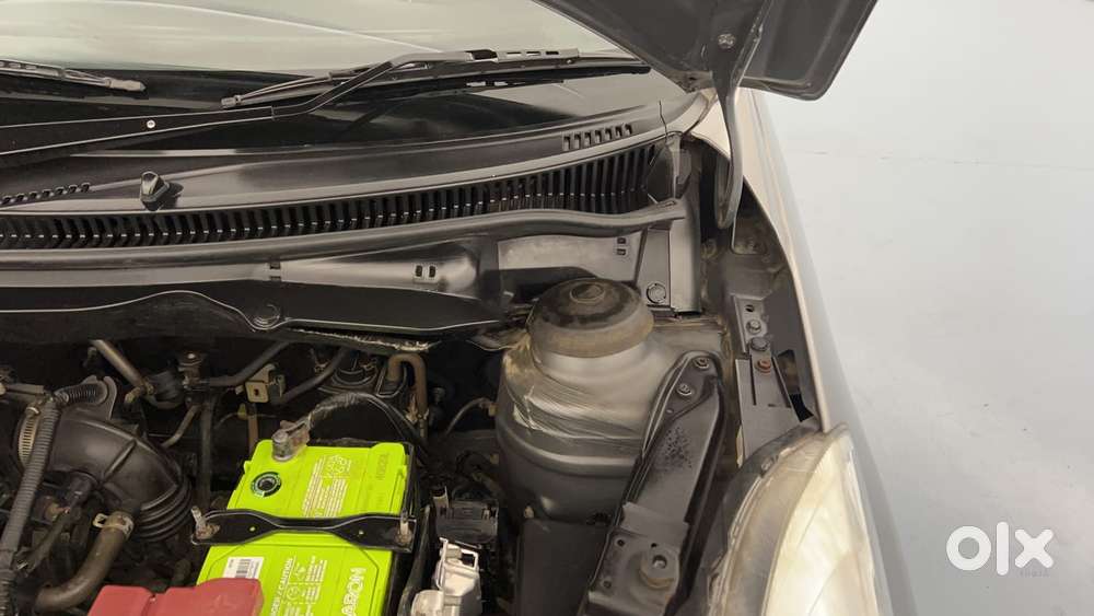 Maruti Suzuki Swift Vvt Vxi, 2012, Petrol