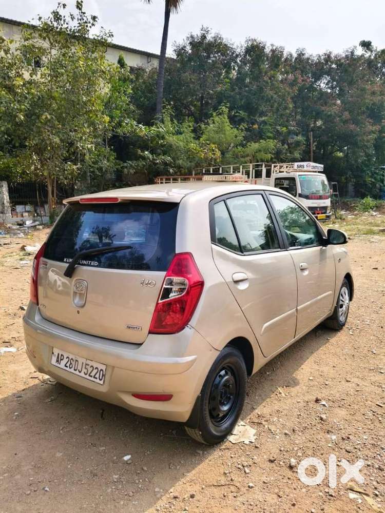 Hyundai I10 Sportz, 2011, Petrol