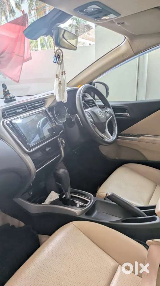 Honda City 1.5 Zx Petrol 2018, Fully Showroom Maintenance And History