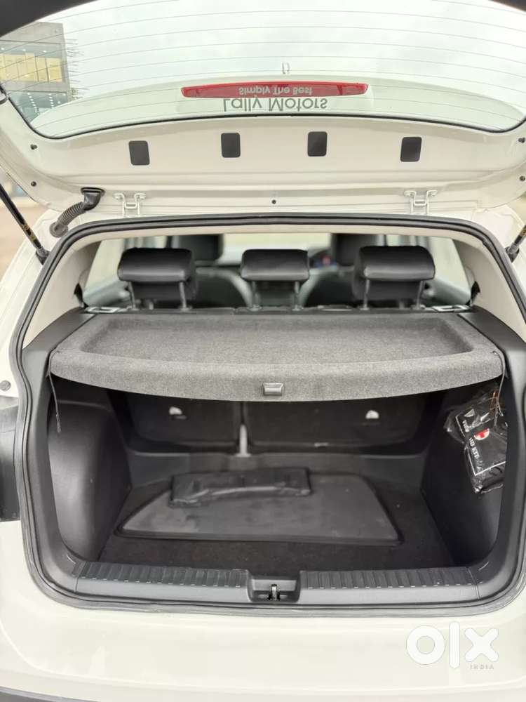 Volkswagen Taigun 1.0 Tsi Topline At, 2022, Petrol