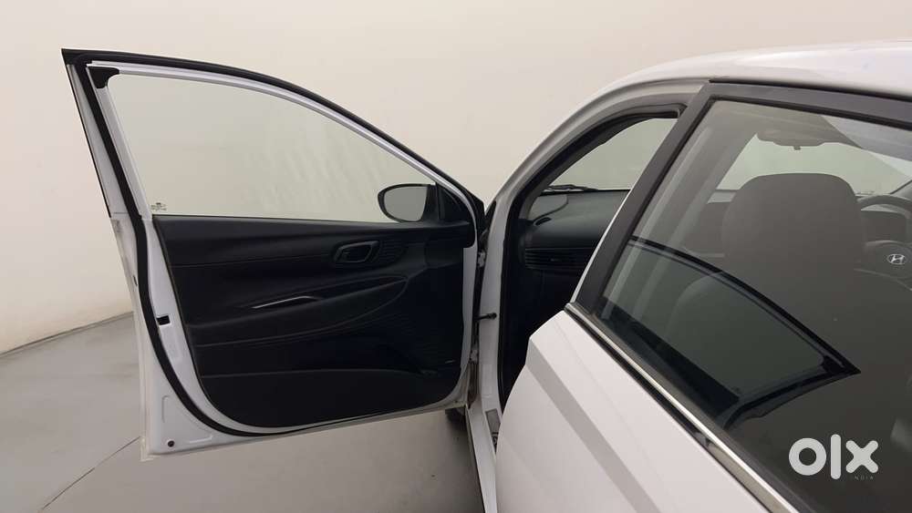 Hyundai New I20 1.0 Asta (o) Turbo Dct, 2023, Petrol