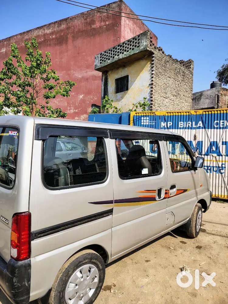 Maruti Eeco Smiles 2018