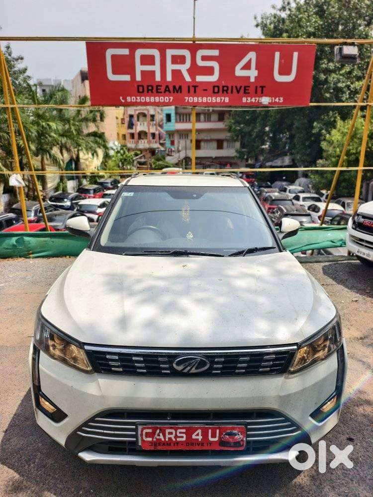 Mahindra Xuv300 W8 Option Diesel, 2022, Diesel