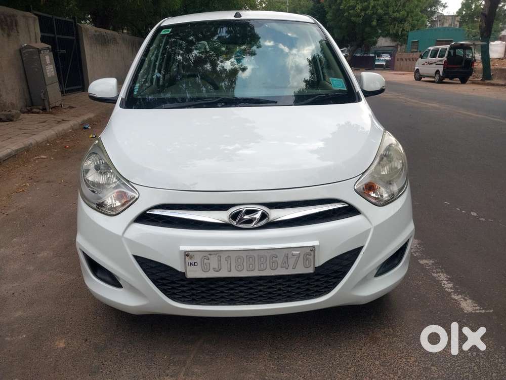 Hyundai I10 Sportz At, 2013, Petrol