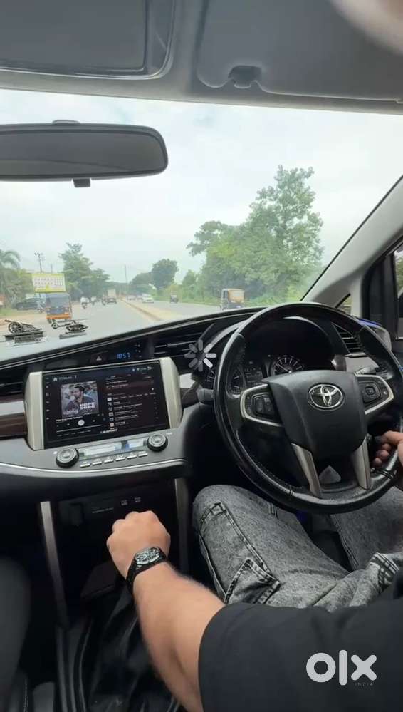 Toyota Innova Crysta 2019