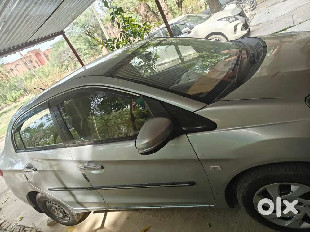 Honda Amaze 2014 Diesel Well Maintained