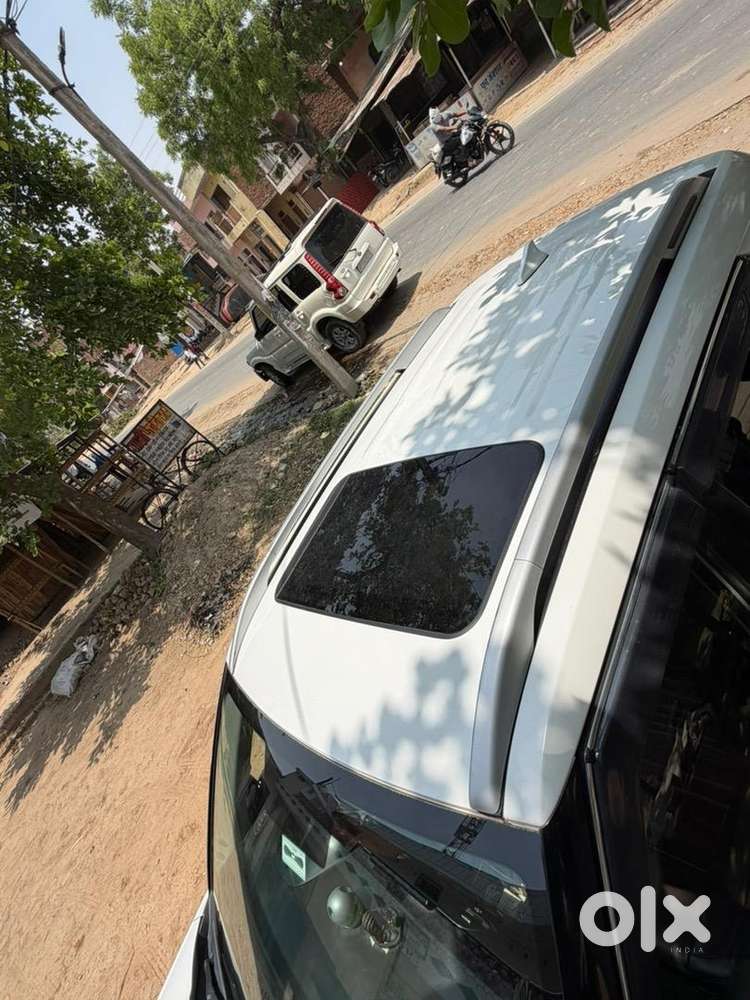 Hyundai  Venue Diesel Car 2019 In Best Condition With Sunroof