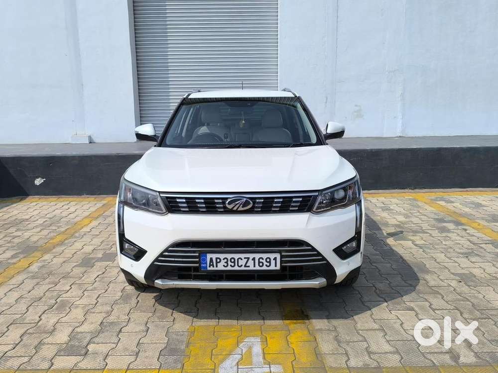 Mahindra Xuv300 Sunroof Automatic