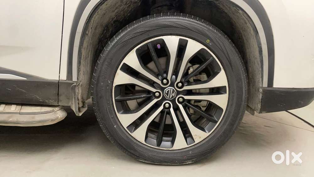 Mg Hector Plus 1.5 Sharp Turbo Cvt 6 Str, 2022, Petrol