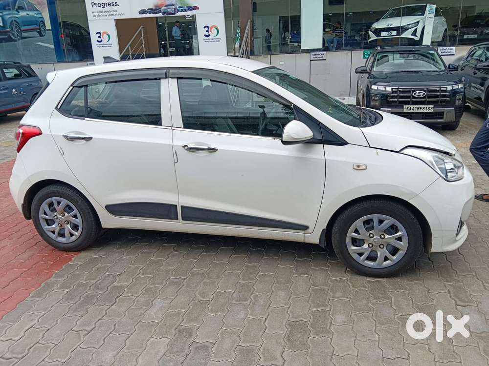 Hyundai Grand I10 Sportz O 1.2, 2017, Petrol
