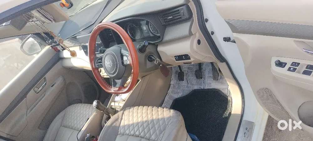 Toyota Rumion 2024 Cng & Hybrids 70000 Km Driven