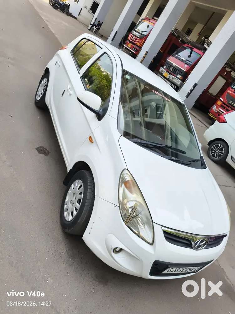Hyundai New I20 2010 Cng & Hybrids 90000 Km Driven