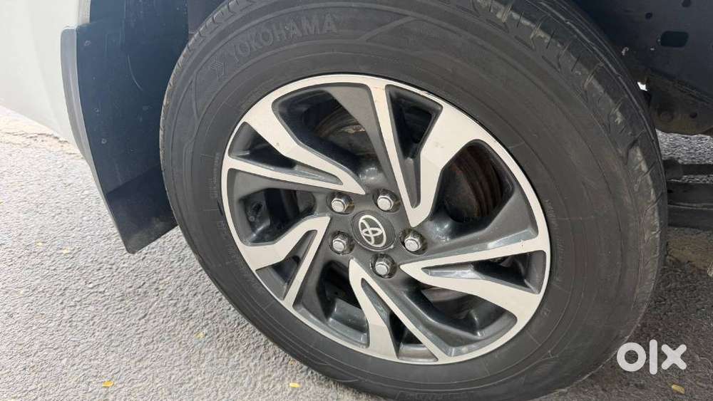 Toyota Innova Crysta 2.7 Gx Limited Edition At 8 Str, 2023, Diesel