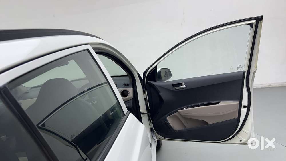 Hyundai Grand I10 [2017-2020] 1.2 Kappa Vtvt Sportz At, 2014, Petrol