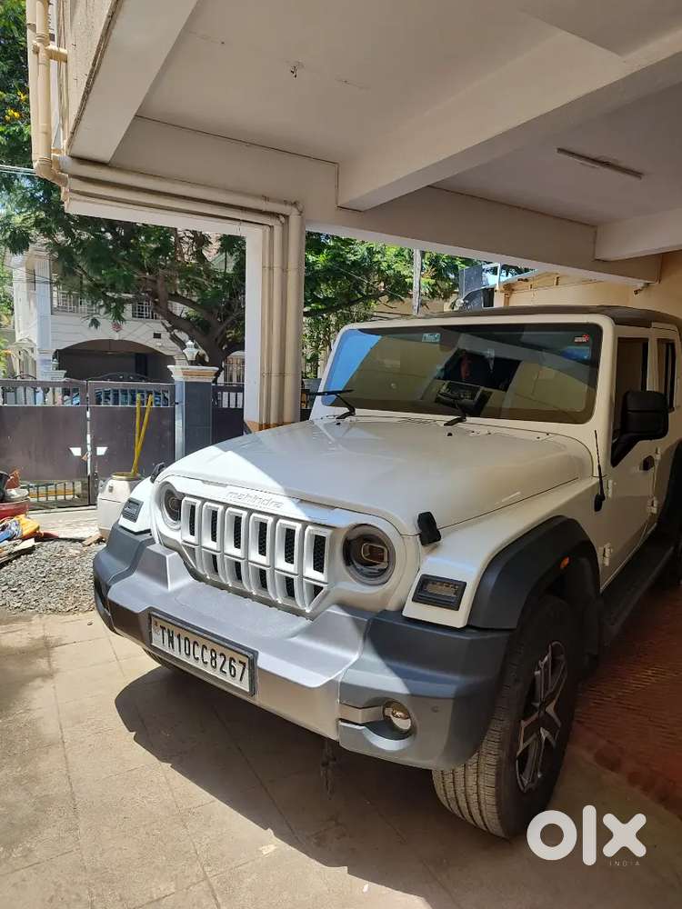 2026 Mahindra Thar Roxx Mx5 Diesel Manual 2wd 5700km White