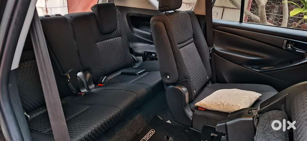 Toyota Innova Crysta Auto Diesel 75000 Km Driven