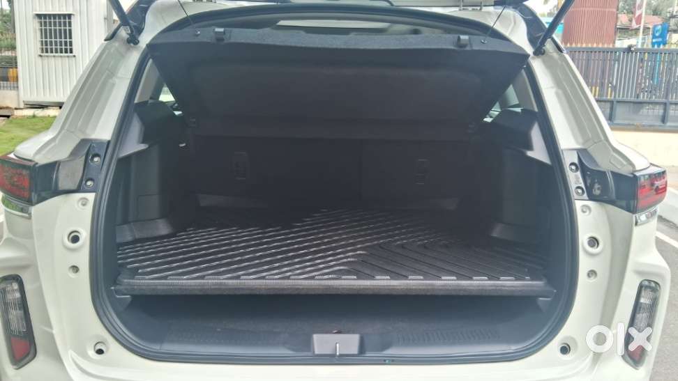 Toyota Urban Cruiser Hyryder 1.5 V Hybrid, 2025, Petrol