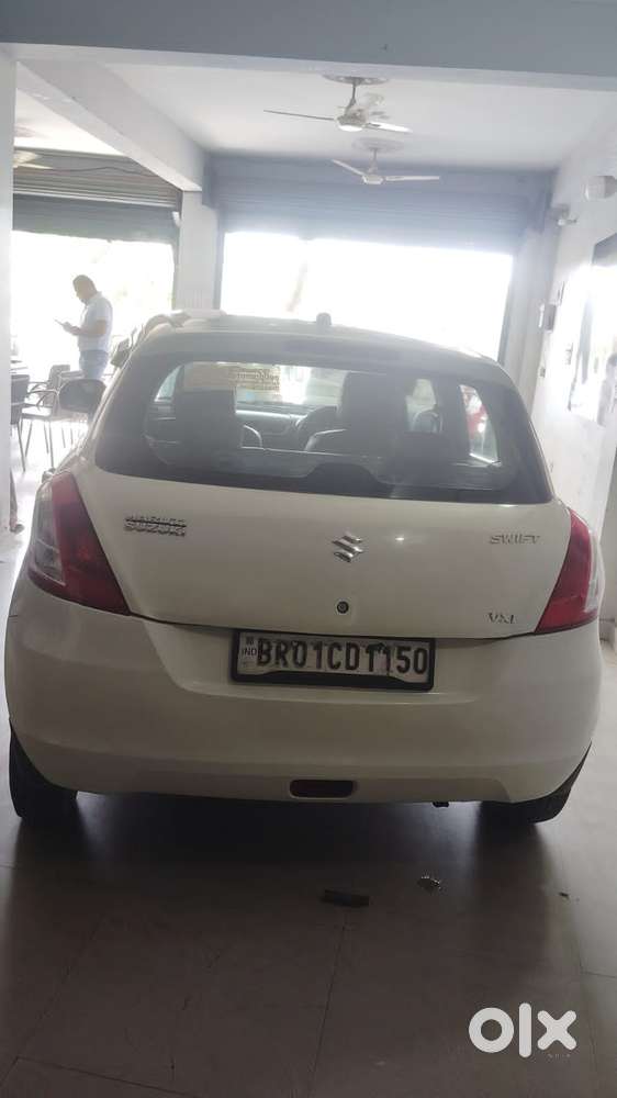 Maruti Suzuki Swift Vxi 1.2 Abs Bs-iv, 2014, Petrol