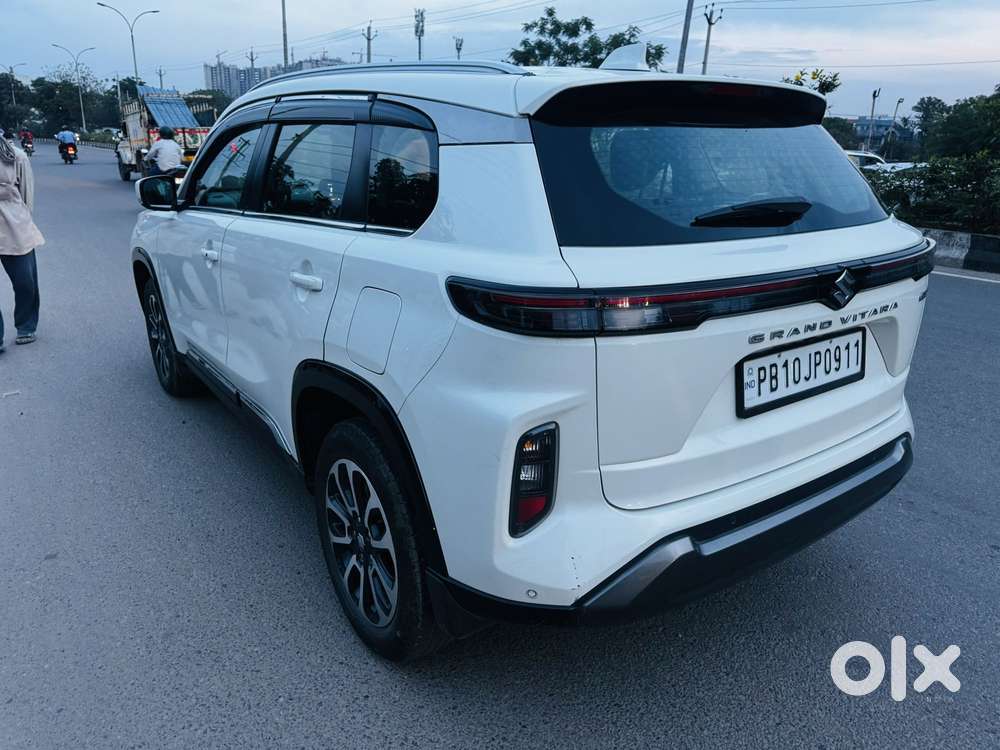 Maruti Suzuki Grand Vitara 1.5 Zeta Plus Intelligent Hybrid Ecvt, 20..