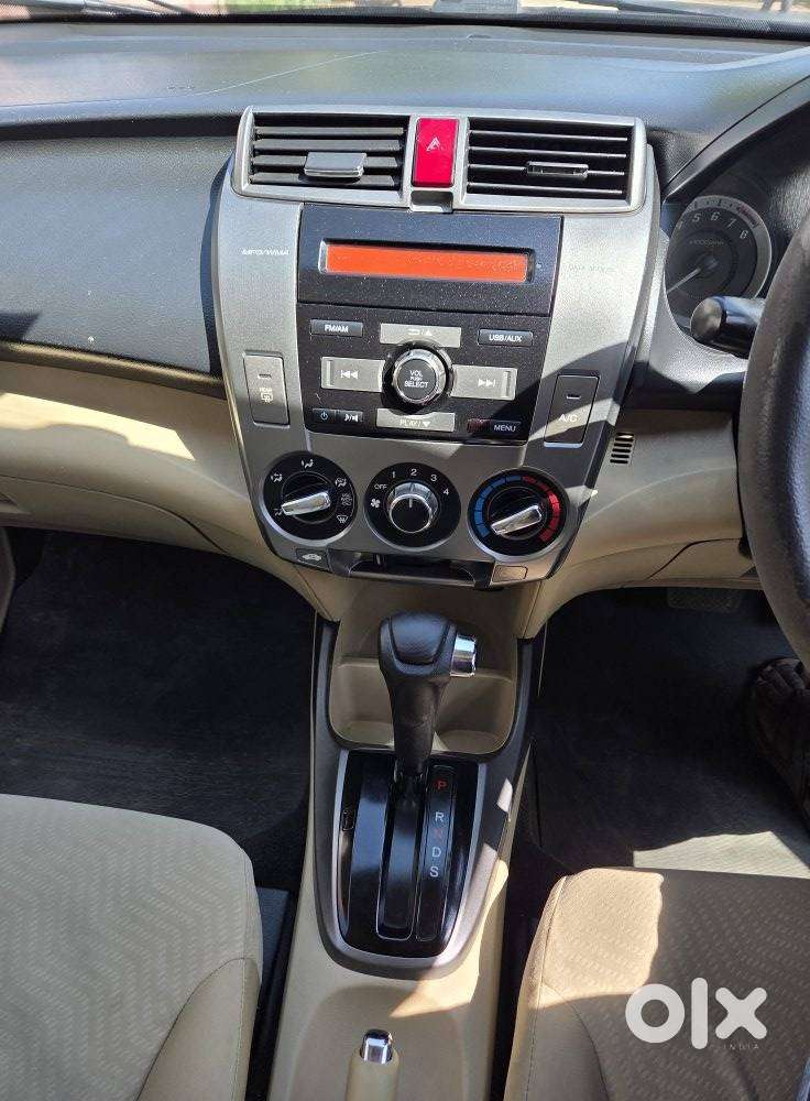 Honda City 2011-2013 V At Exclusive, 2013, Petrol