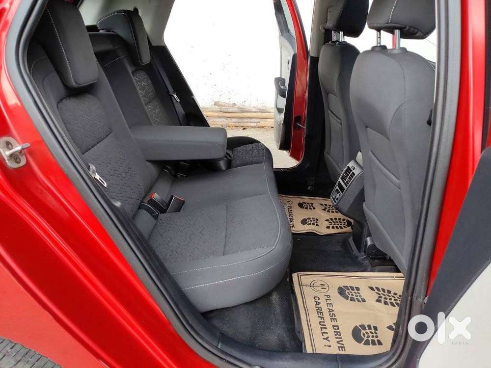 Tata Altroz Xz Plus (s), 2023, Petrol
