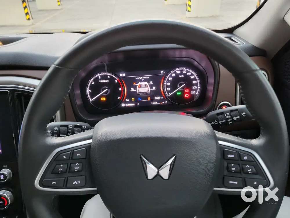 Big Dady 2024 Diesel 30k Km Driven With Loaded Accessories Of 1.5lakh