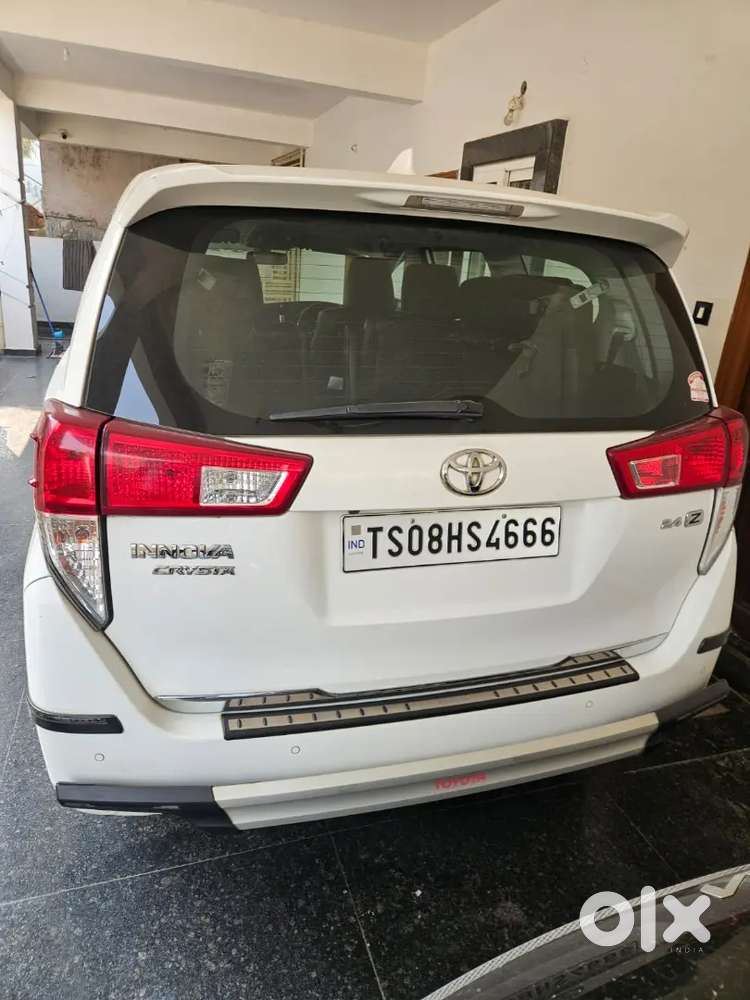 Toyota Innova Crysta 2021