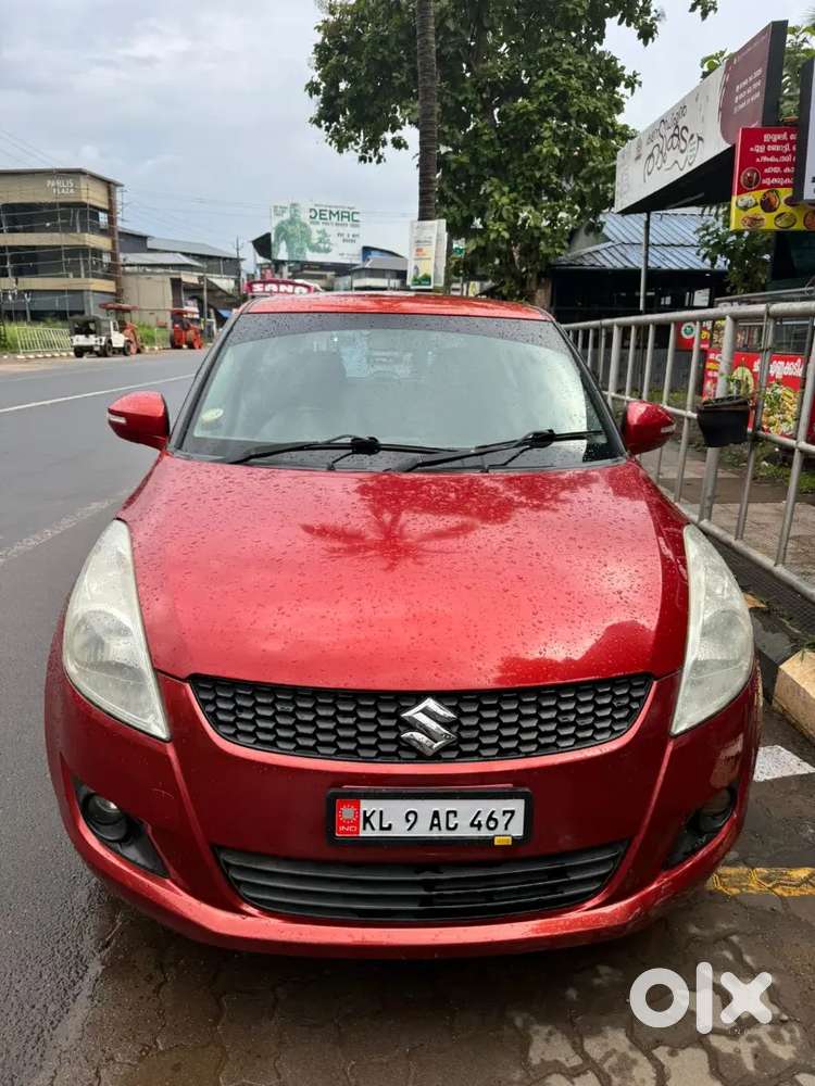 Swift 1.2 Maruti Suzuki 2011 Petrol