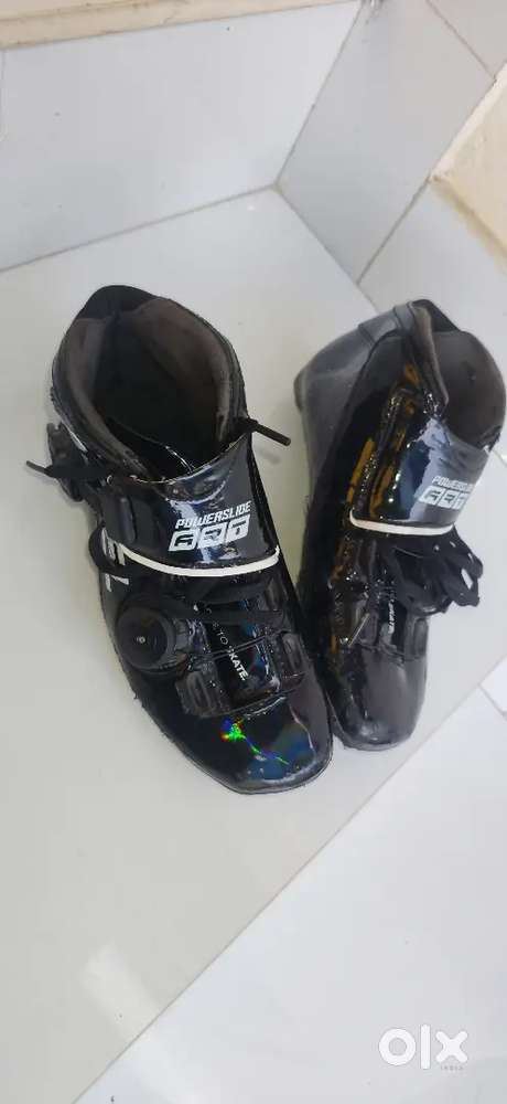 Inline Professional Skating Shoe 4.5 size.