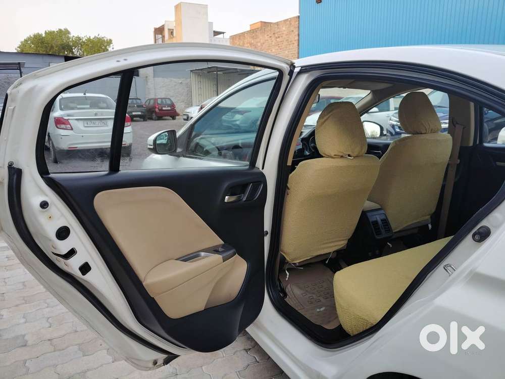 Honda City I-vtec S, 2015, Petrol