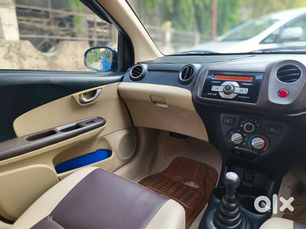 Honda Brio 2011-2013 V Mt, 2011, Petrol