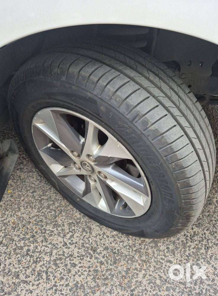 Toyota Innova Crysta 2.8 Gx At 7 Str, 2016, Diesel