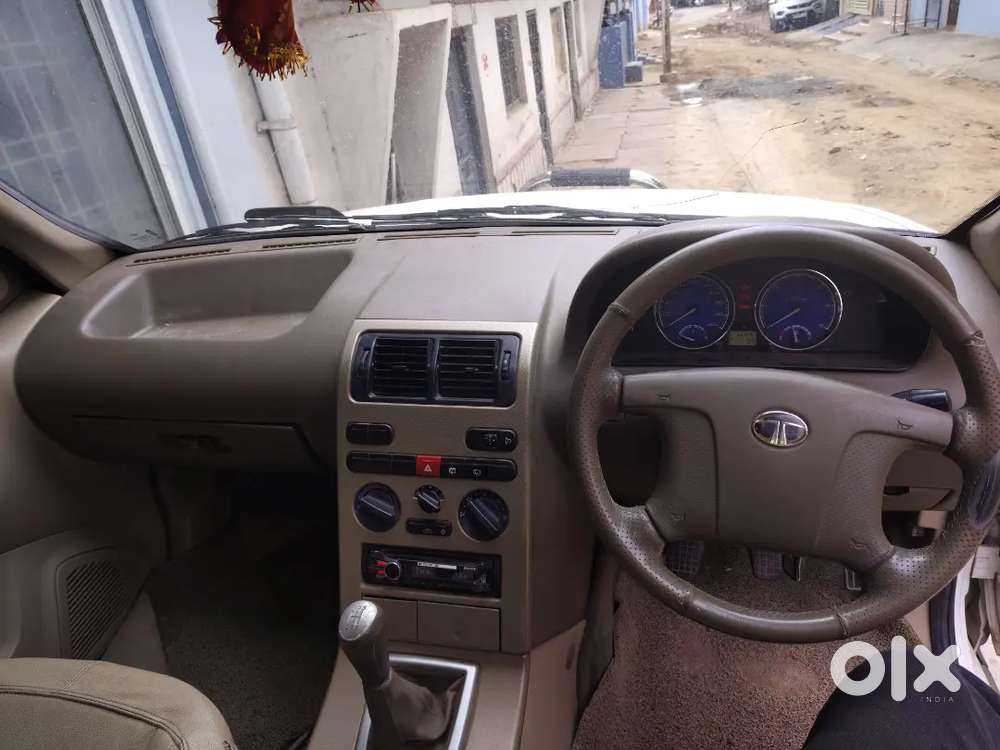 Tata Safari 2012
