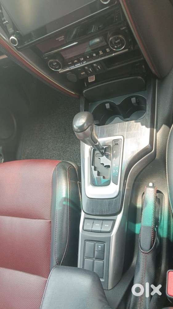 Toyota Fortuner Legender 4x2 At 2.8, 2022, Diesel