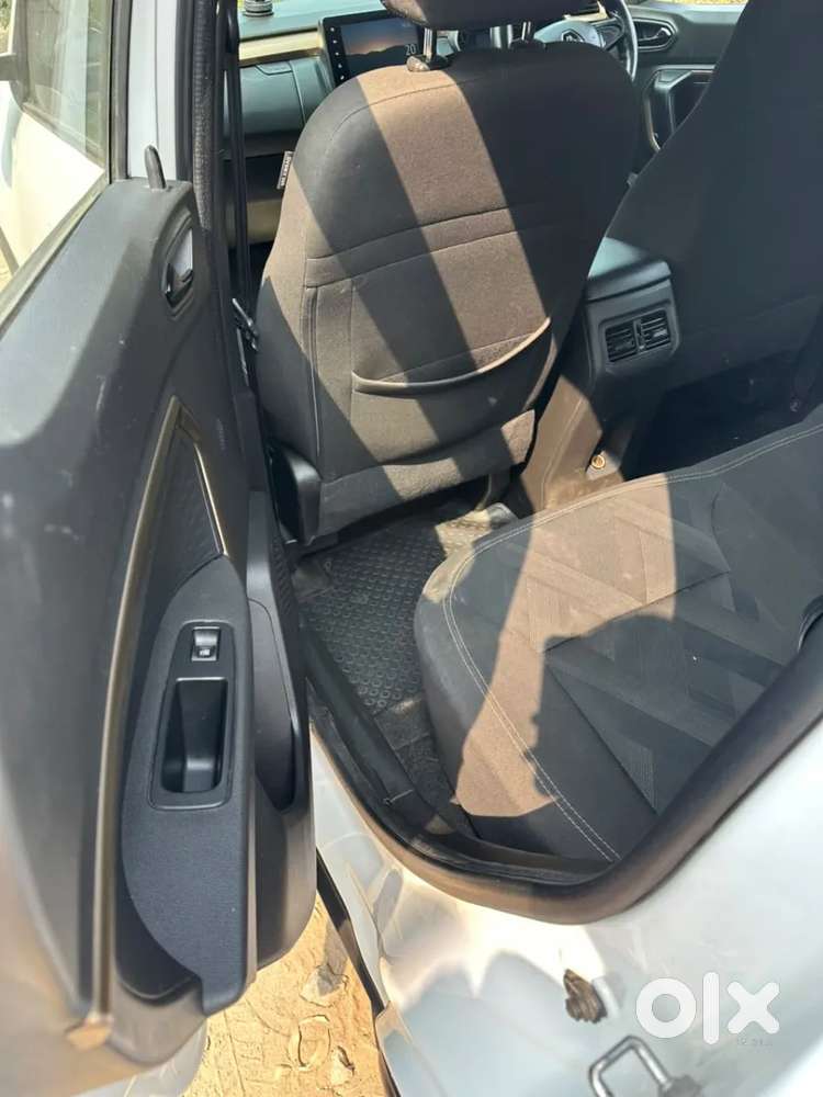 Renault Kiger Rxt, 2022, Petrol