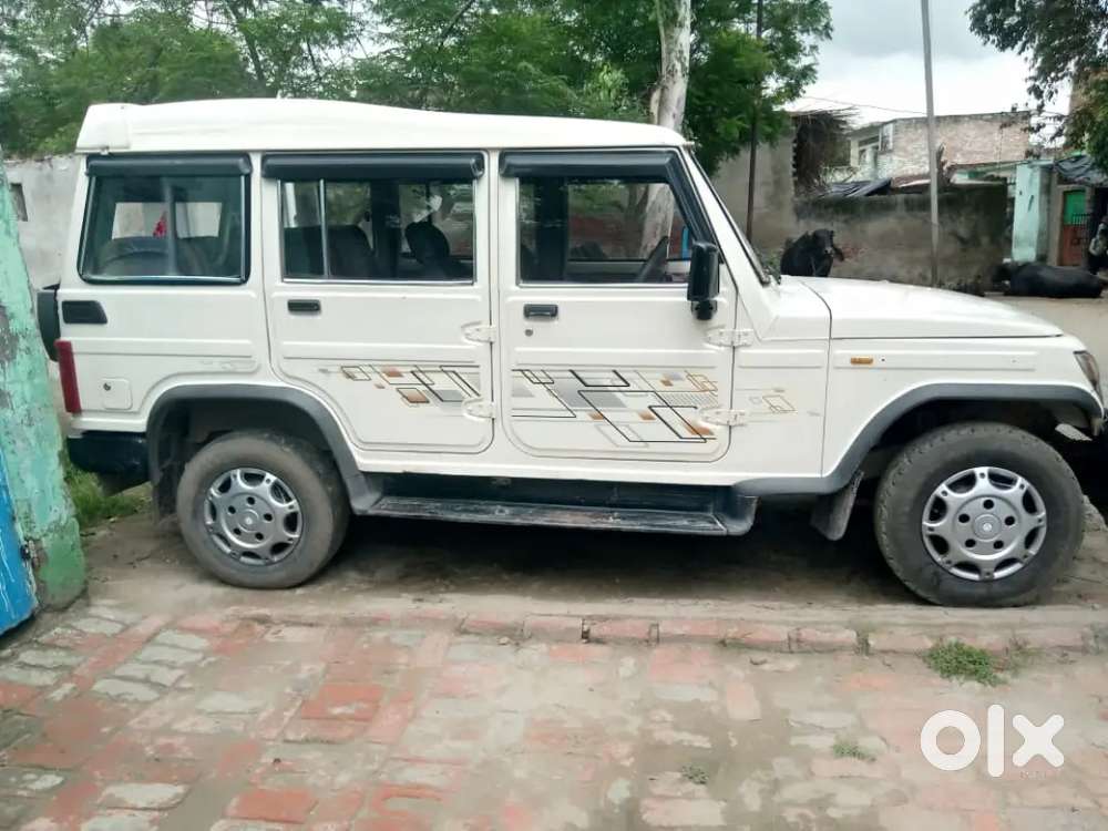 Mahindra Bolero Neo 2015