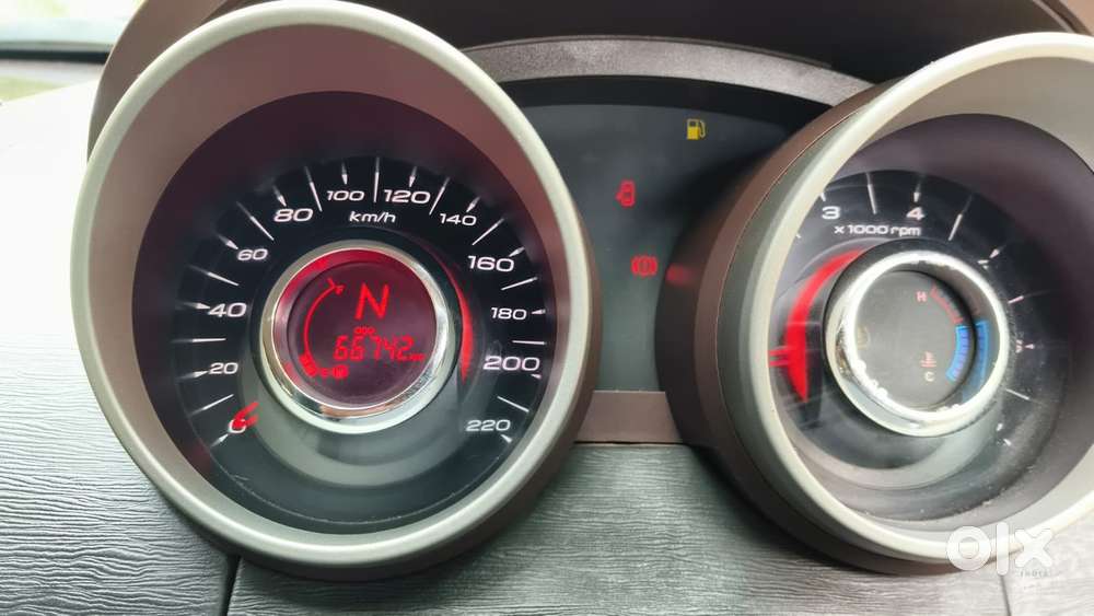Mahindra Xuv500 W8, 2014, Diesel