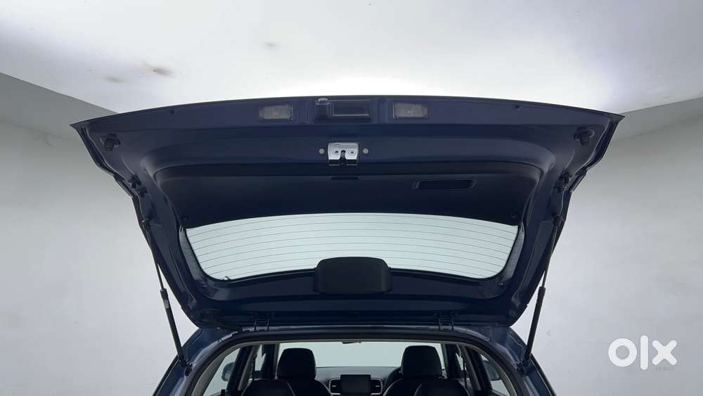 Hyundai Venue 1.2 S (o), 2022, Petrol