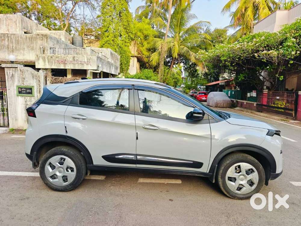 Tata Nexon Pure 1.2 S Revotron Petrol 6 Mt, 2025, Petrol